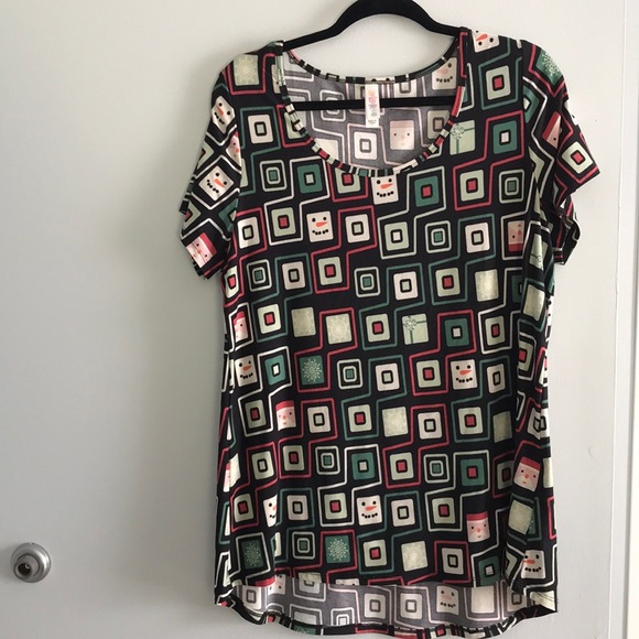 Lularoe Classic Tee - Picture 1 of 2